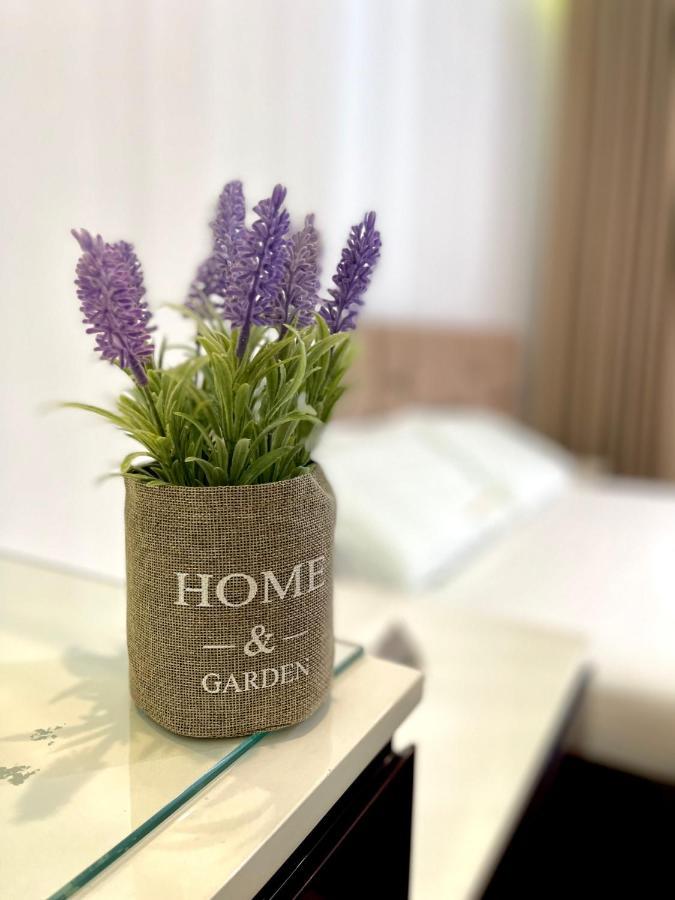 Queen'S Luxury Apartments Lake Tiranë Luaran gambar