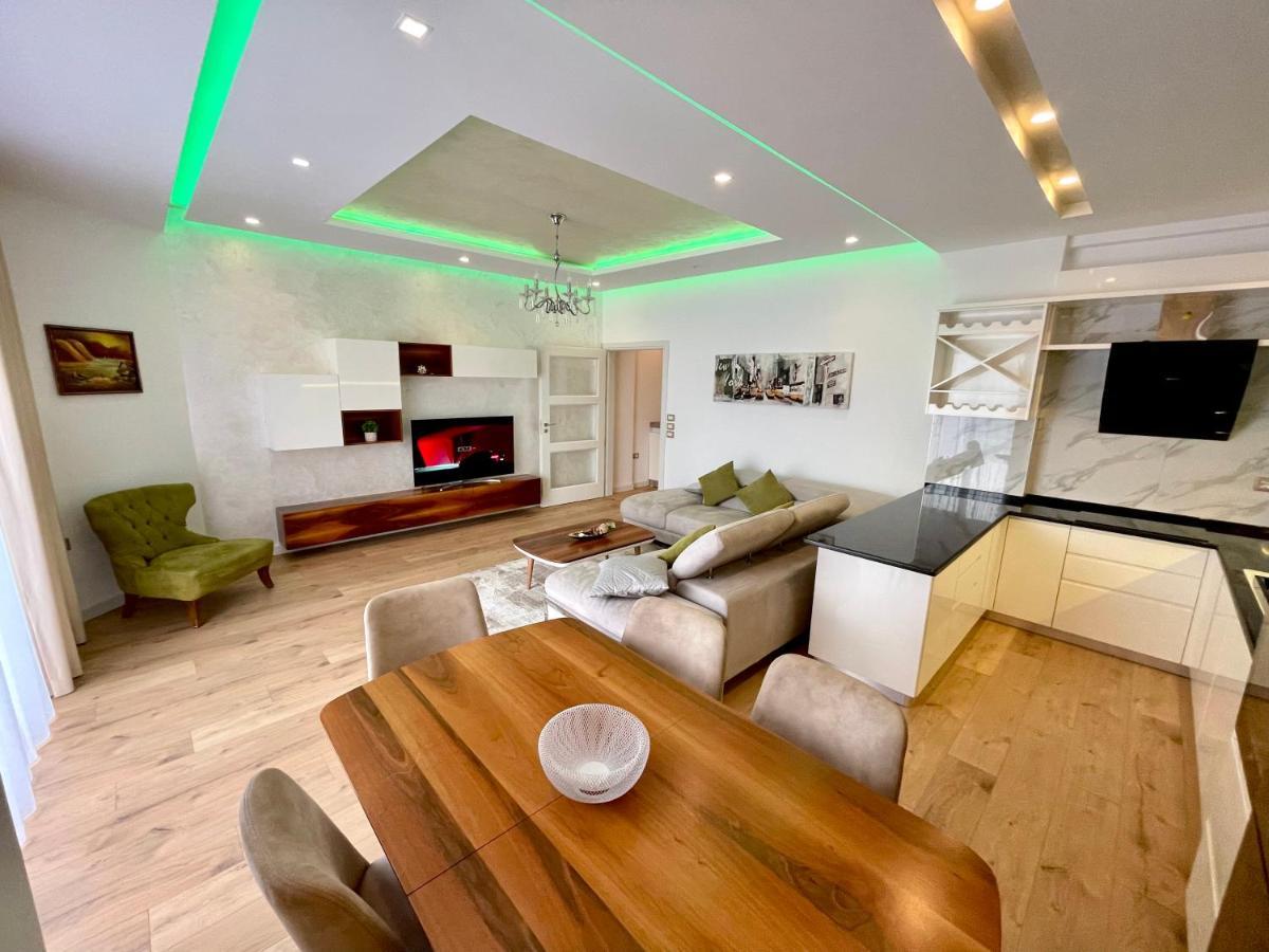 Queen'S Luxury Apartments Lake Tiranë Luaran gambar
