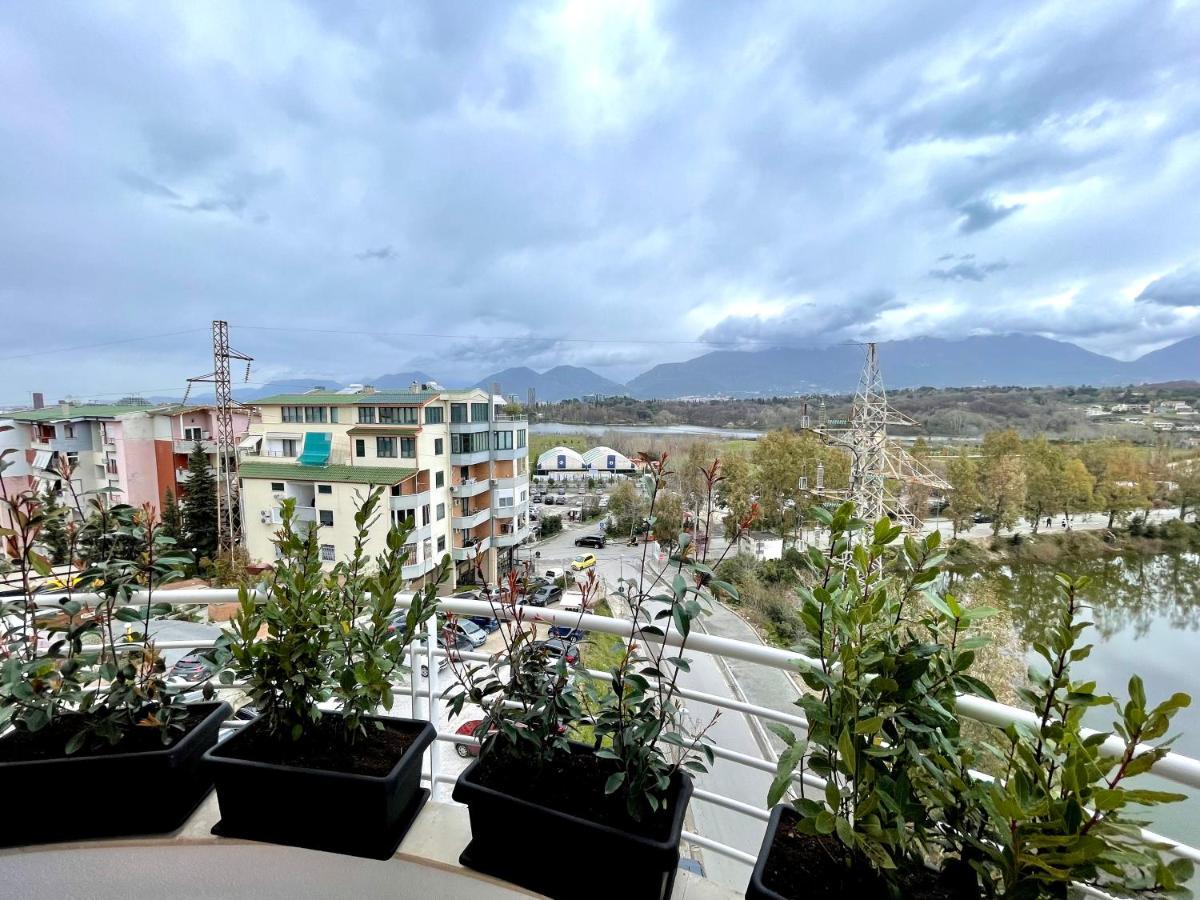 Queen'S Luxury Apartments Lake Tiranë Luaran gambar